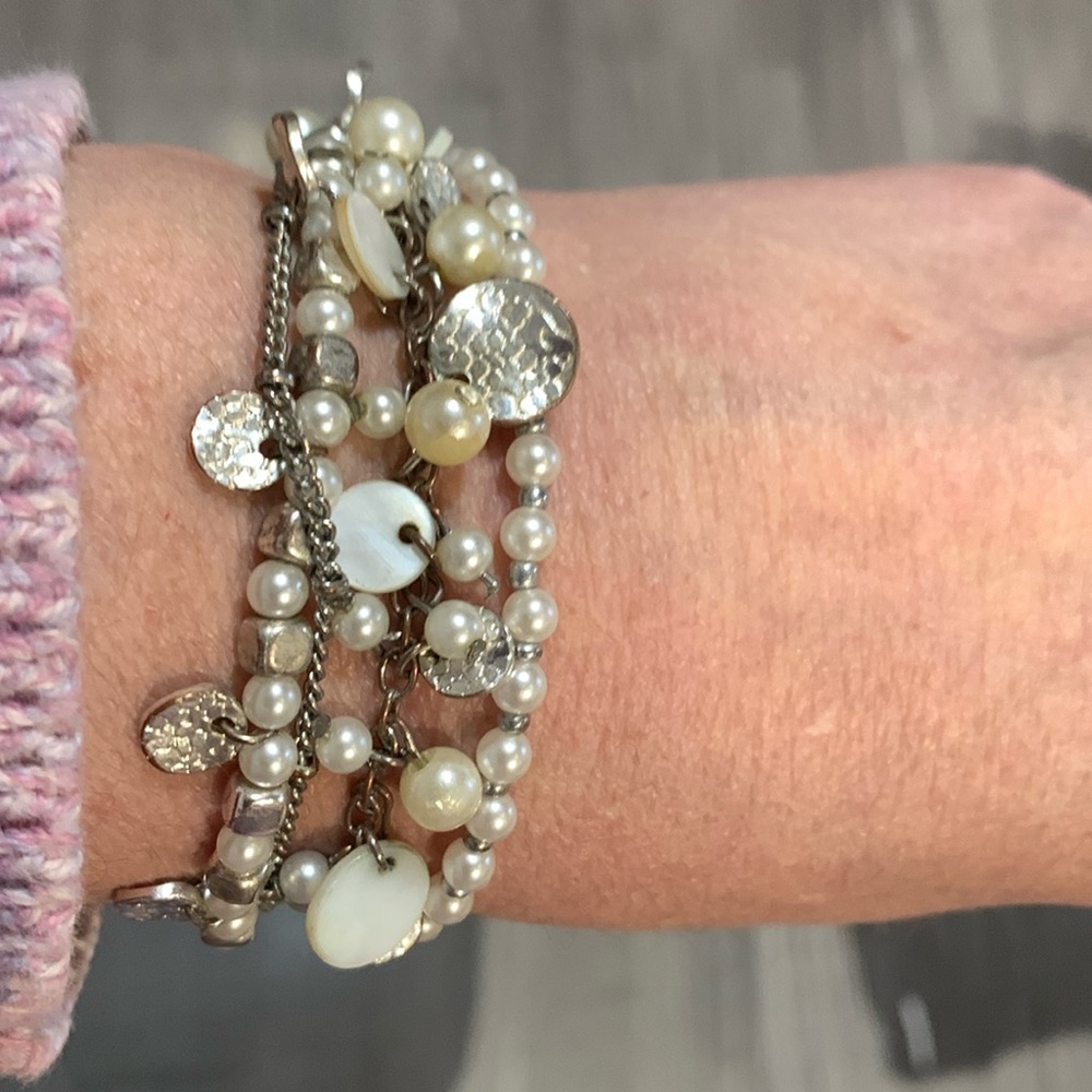 Beautiful Loft bracelet 6 1/2”